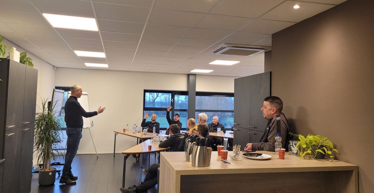 Houtman Aannemers op cursus bij Nomacon